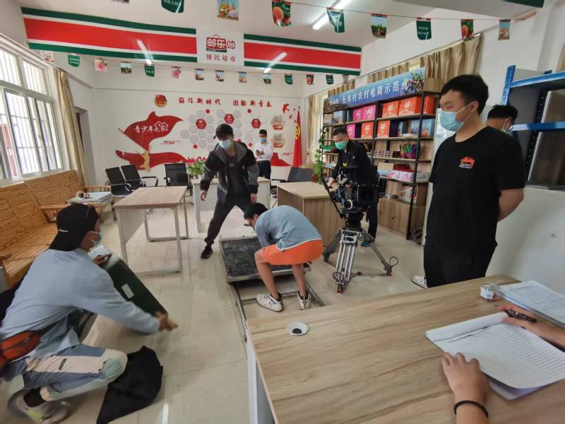 星子县广告片拍摄公司：极简主义践行者，少即是多的视觉哲学